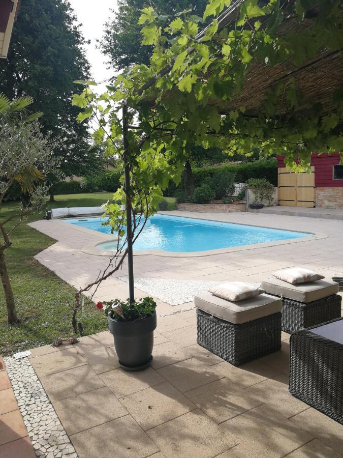 Bed and Breakfast Au Doux Repos Lucbardez-et-Bargues Esterno foto