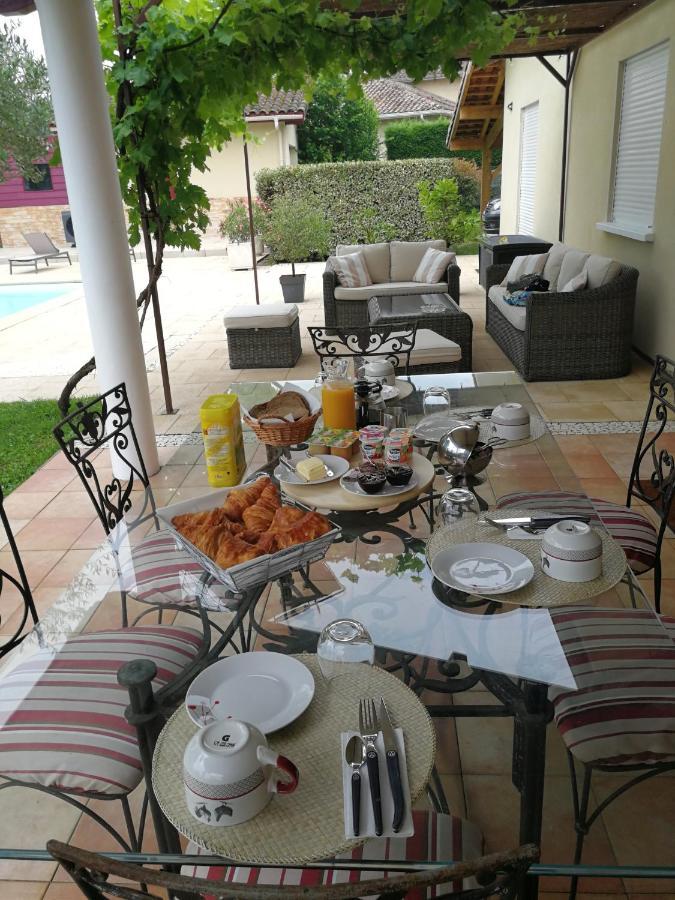 Bed and Breakfast Au Doux Repos Lucbardez-et-Bargues Esterno foto